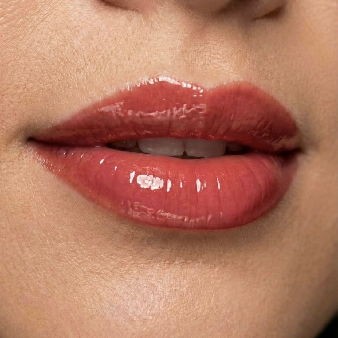 Lipgloss حُب - Joories