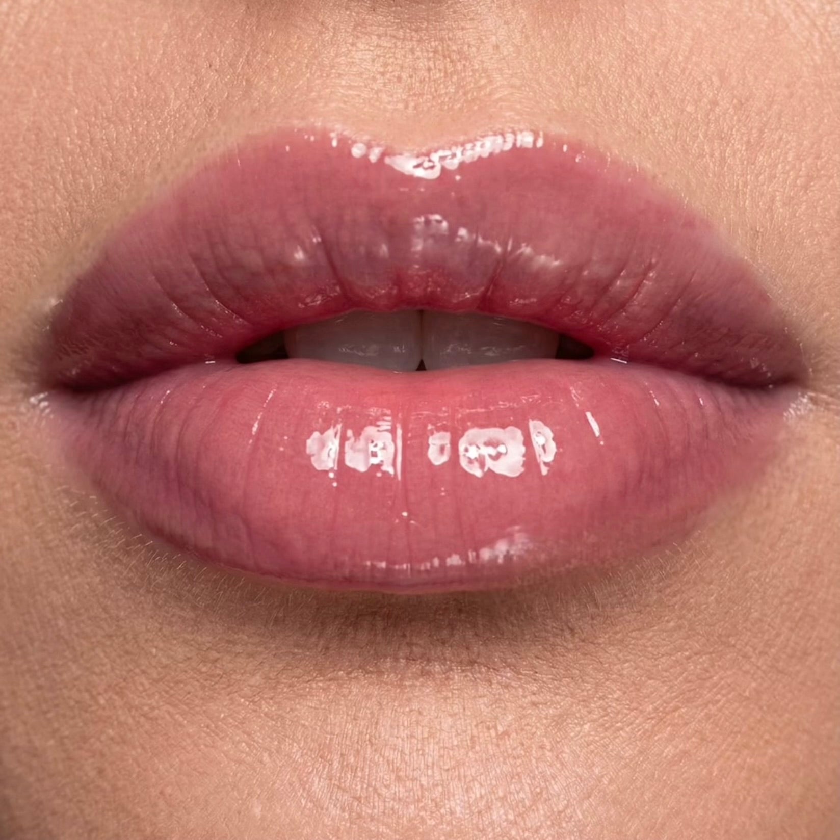 Leil Lipgloss لَيلْ